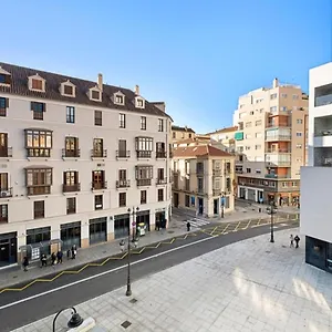 https://amplio-piso-en-centro-historico-atarazanas.hotelsinnerja.org